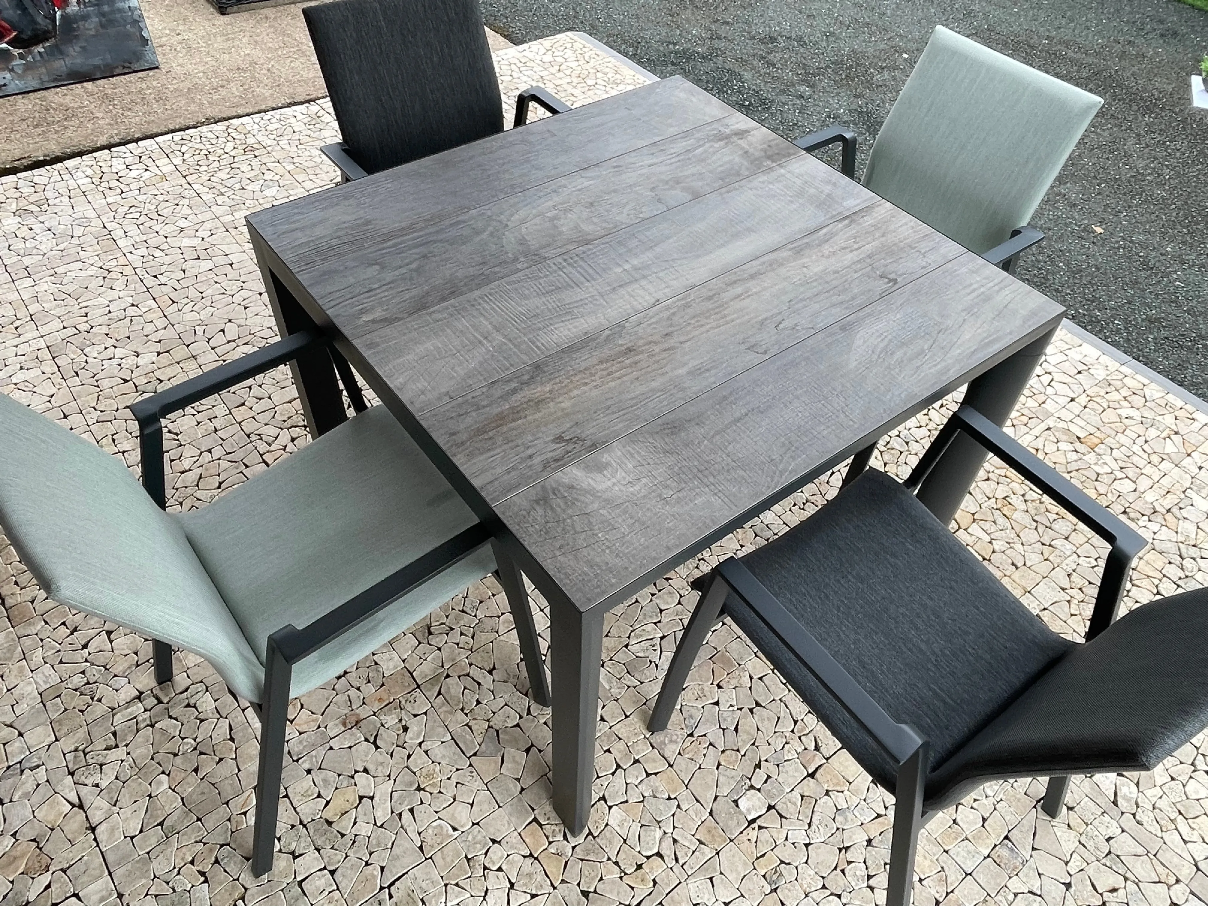 Valletta 4 Or 8 Seat Dining Set